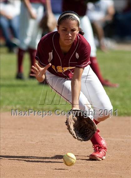 Thumbnail 2 in Chino Hills vs. La Serna (CIF SS D3 Playoffs) photogallery.