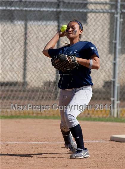 Thumbnail 3 in Chino Hills vs. La Serna (CIF SS D3 Playoffs) photogallery.