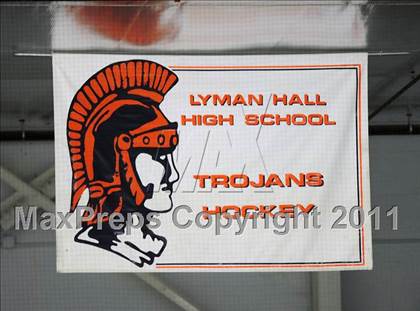 Thumbnail 2 in Hand @ Lyman Hall photogallery.