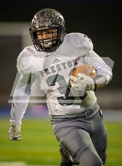 Thumbnail 2 in Preston vs. Buckhannon-Upshur photogallery.