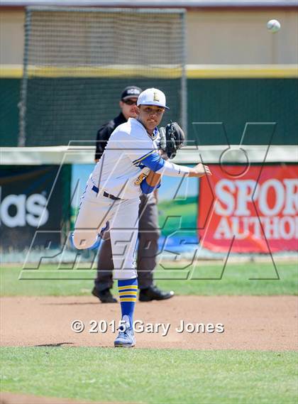 Thumbnail 3 in Lincoln vs Placer (CIF SJS D4 Final) photogallery.