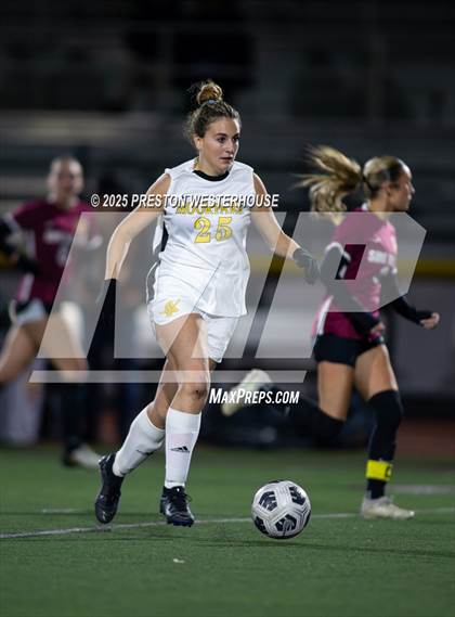 Thumbnail 1 in Moorpark @ Simi Valley photogallery.