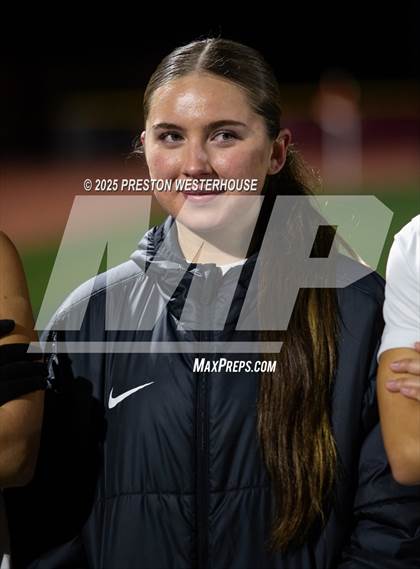 Thumbnail 1 in Moorpark @ Simi Valley photogallery.