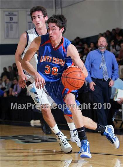 Thumbnail 3 in Santa Teresa vs. Bellarmine (DJ Frandsen Memorial) photogallery.