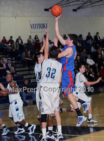 Thumbnail 1 in Santa Teresa vs. Bellarmine (DJ Frandsen Memorial) photogallery.