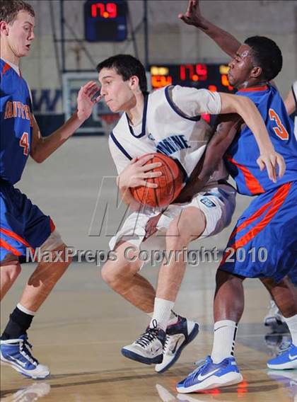 Thumbnail 3 in Santa Teresa vs. Bellarmine (DJ Frandsen Memorial) photogallery.