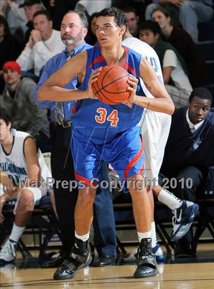Thumbnail 1 in Santa Teresa vs. Bellarmine (DJ Frandsen Memorial) photogallery.