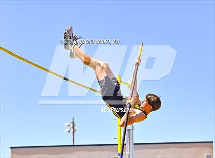 Thumbnail 2 in Guy Thomas Memorial (Pole Vault) photogallery.