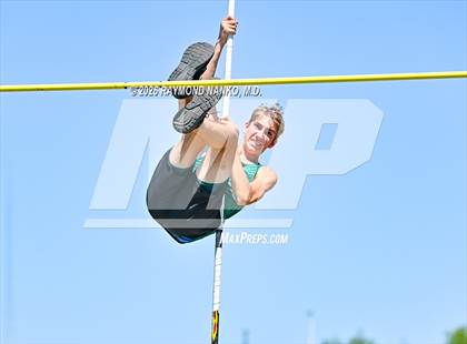 Thumbnail 3 in Guy Thomas Memorial (Pole Vault) photogallery.