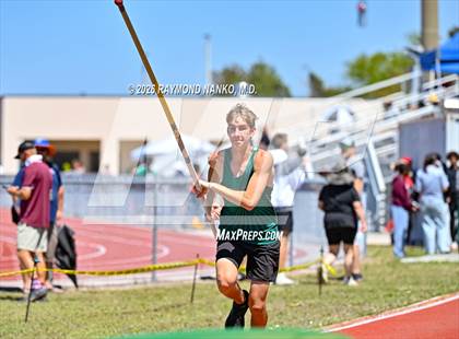 Thumbnail 2 in Guy Thomas Memorial (Pole Vault) photogallery.