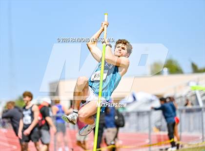 Thumbnail 2 in Guy Thomas Memorial (Pole Vault) photogallery.