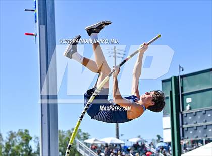 Thumbnail 3 in Guy Thomas Memorial (Pole Vault) photogallery.