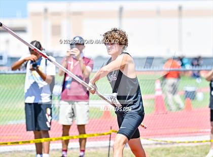 Thumbnail 2 in Guy Thomas Memorial (Pole Vault) photogallery.