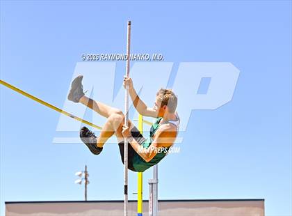 Thumbnail 1 in Guy Thomas Memorial (Pole Vault) photogallery.