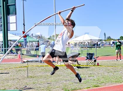 Thumbnail 2 in Guy Thomas Memorial (Pole Vault) photogallery.