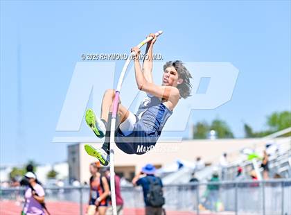 Thumbnail 1 in Guy Thomas Memorial (Pole Vault) photogallery.
