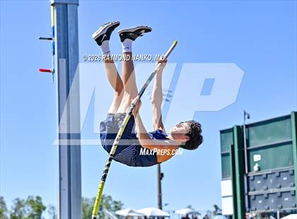 Thumbnail 1 in Guy Thomas Memorial (Pole Vault) photogallery.