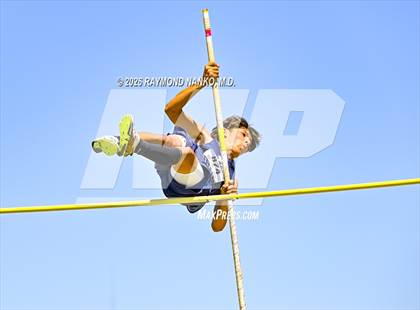 Thumbnail 1 in Guy Thomas Memorial (Pole Vault) photogallery.