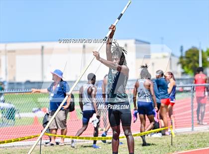 Thumbnail 2 in Guy Thomas Memorial (Pole Vault) photogallery.