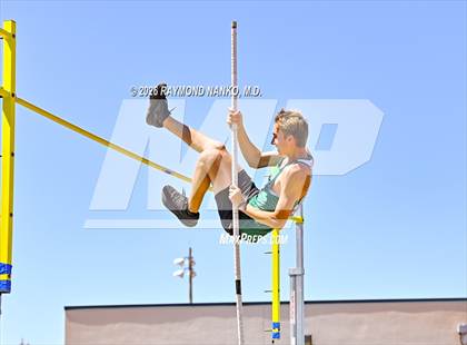 Thumbnail 2 in Guy Thomas Memorial (Pole Vault) photogallery.