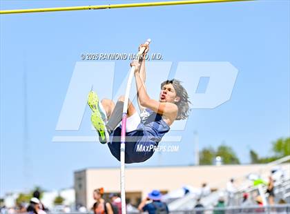 Thumbnail 2 in Guy Thomas Memorial (Pole Vault) photogallery.