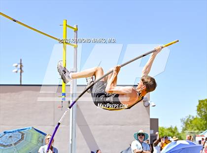 Thumbnail 3 in Guy Thomas Memorial (Pole Vault) photogallery.