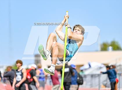 Thumbnail 3 in Guy Thomas Memorial (Pole Vault) photogallery.