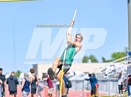 Thumbnail 2 in Guy Thomas Memorial (Pole Vault) photogallery.