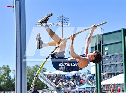 Thumbnail 2 in Guy Thomas Memorial (Pole Vault) photogallery.