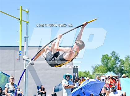 Thumbnail 2 in Guy Thomas Memorial (Pole Vault) photogallery.