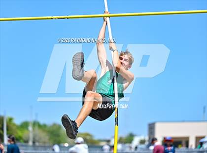 Thumbnail 1 in Guy Thomas Memorial (Pole Vault) photogallery.