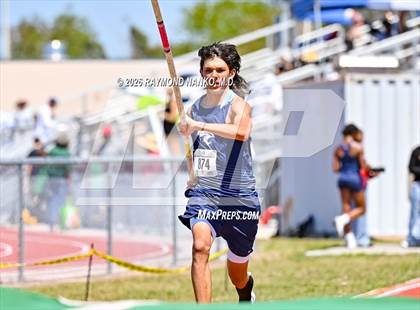 Thumbnail 2 in Guy Thomas Memorial (Pole Vault) photogallery.
