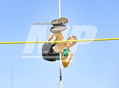 Thumbnail 2 in Guy Thomas Memorial (Pole Vault) photogallery.