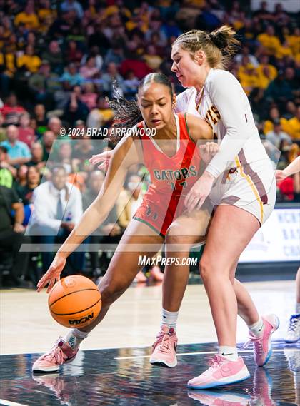 Thumbnail 2 in East Columbus vs Cherokee (NCHSAA 1A Final) photogallery.