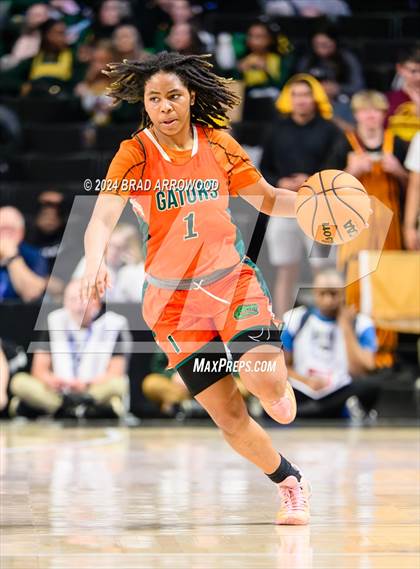 Thumbnail 3 in East Columbus vs Cherokee (NCHSAA 1A Final) photogallery.
