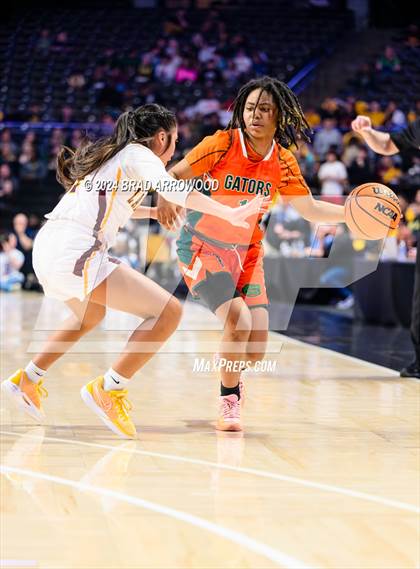 Thumbnail 3 in East Columbus vs Cherokee (NCHSAA 1A Final) photogallery.