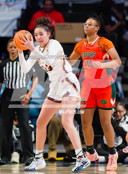 Thumbnail 2 in East Columbus vs Cherokee (NCHSAA 1A Final) photogallery.