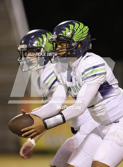 Thumbnail 2 in Leesville vs. Kenner Discovery Health Sciences Academy (LHSAA Division ll Bi-District) photogallery.