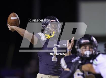 Thumbnail 2 in Leesville vs. Kenner Discovery Health Sciences Academy (LHSAA Division ll Bi-District) photogallery.