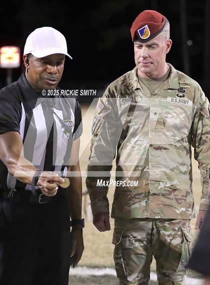 Thumbnail 3 in Leesville vs. Kenner Discovery Health Sciences Academy (LHSAA Division ll Bi-District) photogallery.