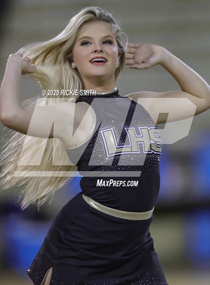 Thumbnail 1 in Leesville vs. Kenner Discovery Health Sciences Academy (LHSAA Division ll Bi-District) photogallery.