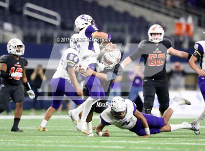 Thumbnail 1 in Mart vs. Refugio (UIL 2A Division 1 Final) photogallery.