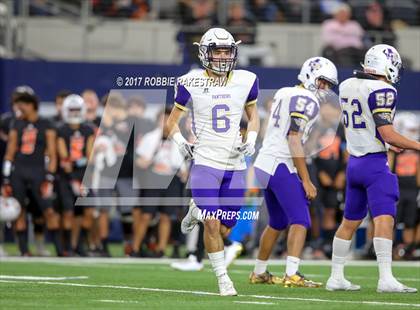 Thumbnail 1 in Mart vs. Refugio (UIL 2A Division 1 Final) photogallery.