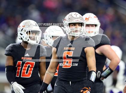Thumbnail 3 in Mart vs. Refugio (UIL 2A Division 1 Final) photogallery.
