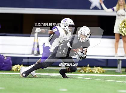 Thumbnail 2 in Mart vs. Refugio (UIL 2A Division 1 Final) photogallery.