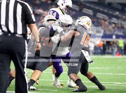 Thumbnail 1 in Mart vs. Refugio (UIL 2A Division 1 Final) photogallery.