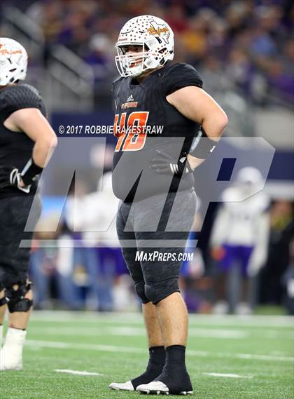 Thumbnail 1 in Mart vs. Refugio (UIL 2A Division 1 Final) photogallery.