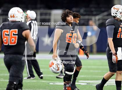 Thumbnail 3 in Mart vs. Refugio (UIL 2A Division 1 Final) photogallery.