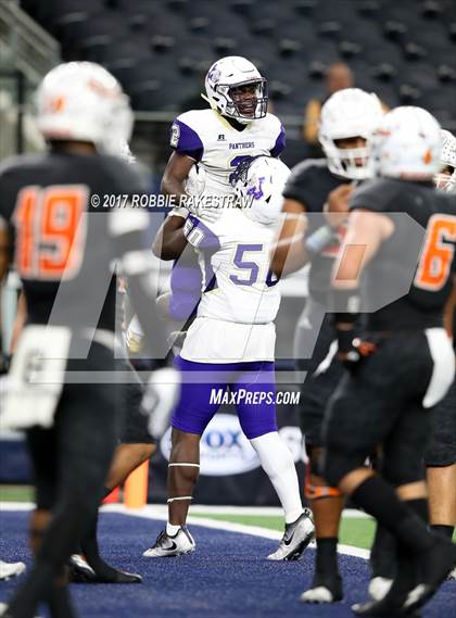 Thumbnail 1 in Mart vs. Refugio (UIL 2A Division 1 Final) photogallery.