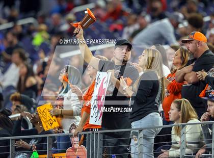Thumbnail 1 in Mart vs. Refugio (UIL 2A Division 1 Final) photogallery.